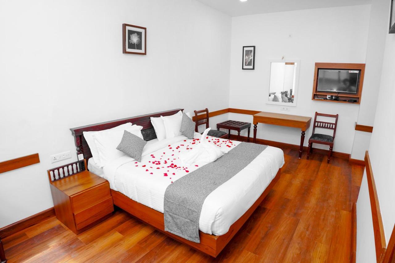 Mpsroyalsuites Perintalmanna 외부 사진