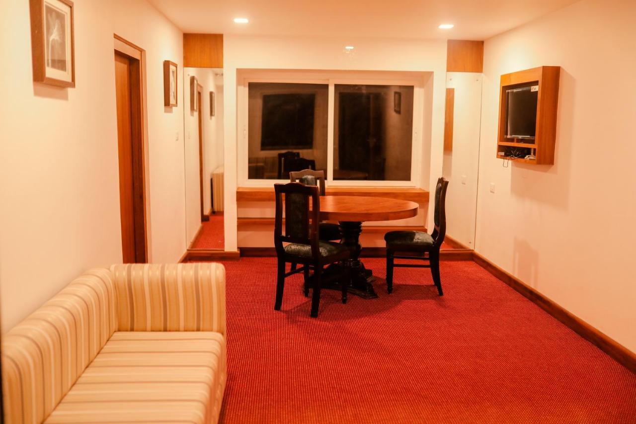 Mpsroyalsuites Perintalmanna 외부 사진