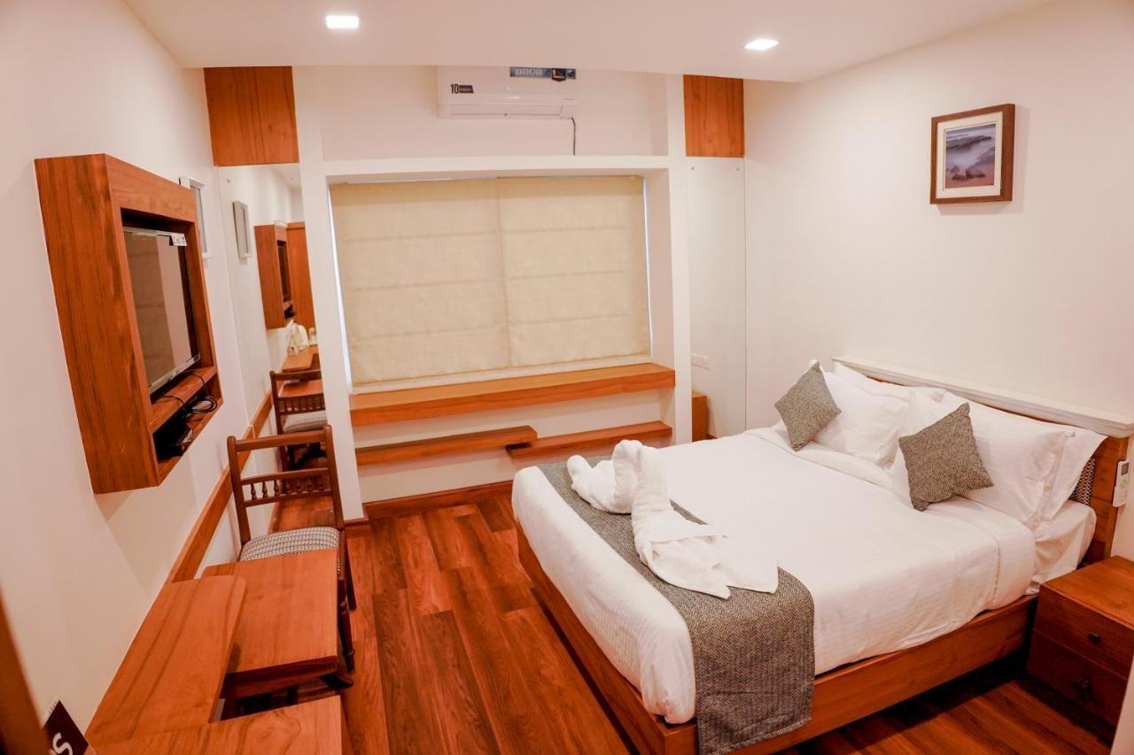 Mpsroyalsuites Perintalmanna 외부 사진