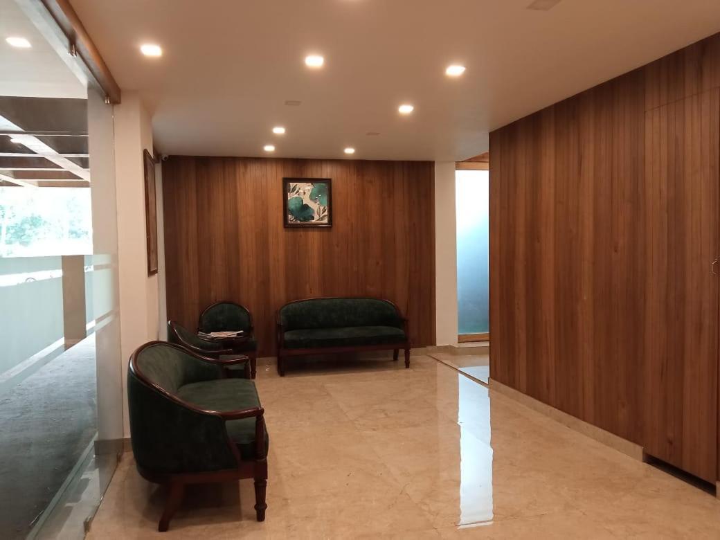 Mpsroyalsuites Perintalmanna 외부 사진