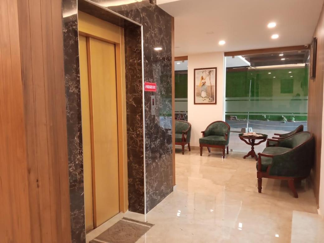 Mpsroyalsuites Perintalmanna 외부 사진